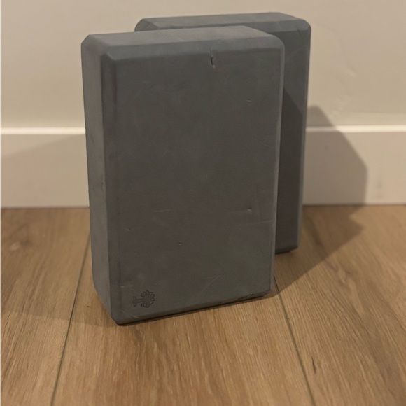 Gray Yoga Blocks - Picture 2 of 3
